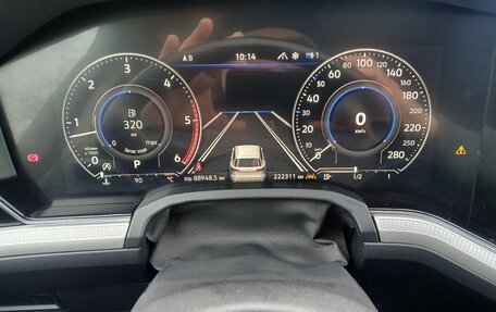 Volkswagen Touareg III, 2019 год, 4 200 000 рублей, 5 фотография