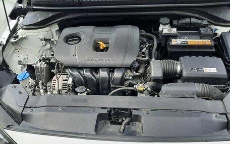 Hyundai Elantra VI рестайлинг, 2018 год, 1 250 000 рублей, 9 фотография