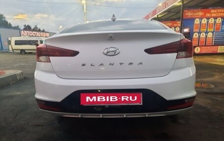 Hyundai Elantra VI рестайлинг, 2018 год, 1 250 000 рублей, 2 фотография