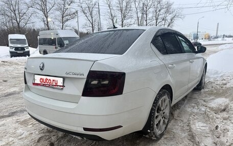 Skoda Octavia, 2017 год, 1 690 000 рублей, 5 фотография