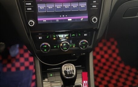 Skoda Octavia, 2017 год, 1 690 000 рублей, 14 фотография