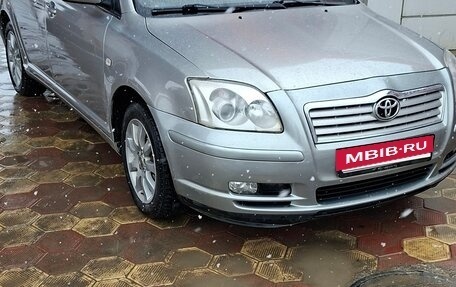 Toyota Avensis III рестайлинг, 2003 год, 650 000 рублей, 2 фотография