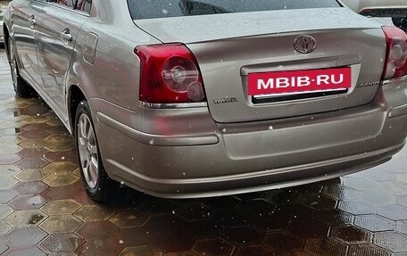 Toyota Avensis III рестайлинг, 2003 год, 650 000 рублей, 4 фотография