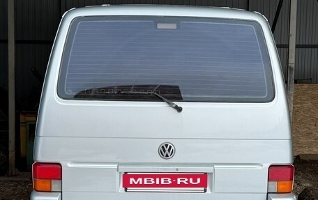 Volkswagen Caravelle T4, 2003 год, 1 300 000 рублей, 2 фотография