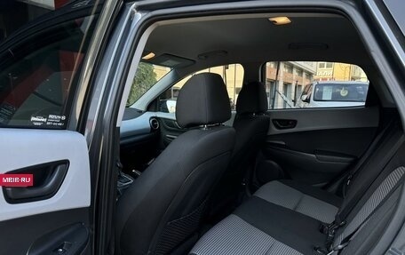 Hyundai Kona I, 2020 год, 1 850 000 рублей, 27 фотография