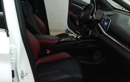 Geely Coolray I, 2023 год, 1 990 000 рублей, 13 фотография