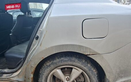 Toyota Avensis III рестайлинг, 2009 год, 700 000 рублей, 10 фотография