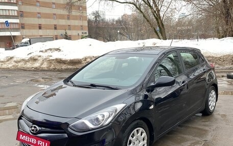 Hyundai i30 II рестайлинг, 2013 год, 735 000 рублей, 2 фотография