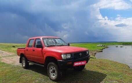 Toyota Hilux VI, 1994 год, 950 000 рублей, 8 фотография