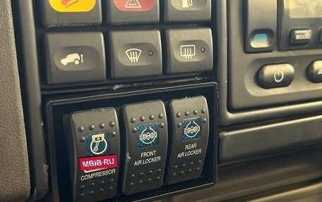 Land Rover Discovery III, 2001 год, 850 000 рублей, 10 фотография
