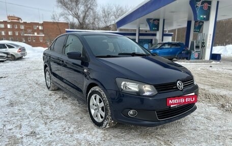 Volkswagen Polo VI (EU Market), 2011 год, 500 000 рублей, 3 фотография