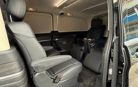 Mercedes-Benz V-Класс, 2024 год, 16 990 000 рублей, 23 фотография