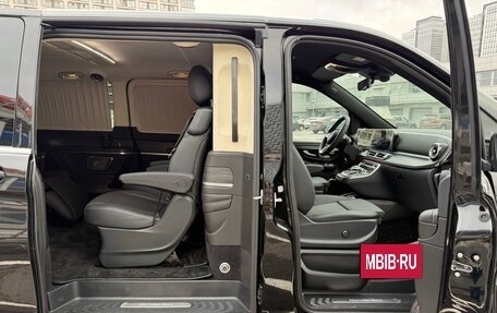 Mercedes-Benz V-Класс, 2024 год, 16 990 000 рублей, 19 фотография