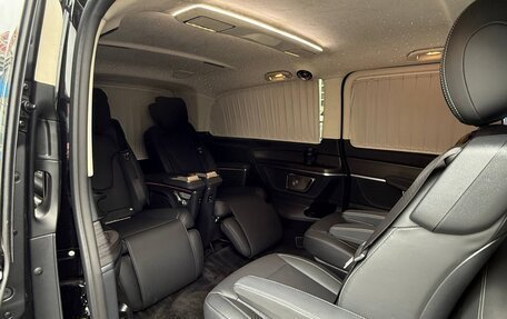 Mercedes-Benz V-Класс, 2024 год, 16 990 000 рублей, 28 фотография