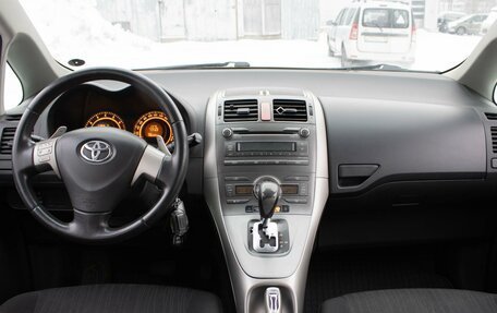 Toyota Auris II, 2007 год, 749 000 рублей, 12 фотография
