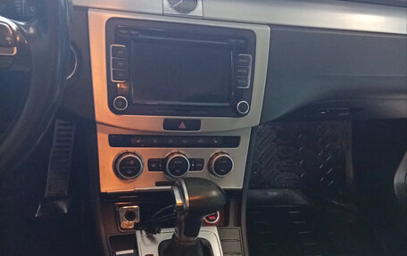 Volkswagen Passat B7, 2012 год, 970 000 рублей, 5 фотография