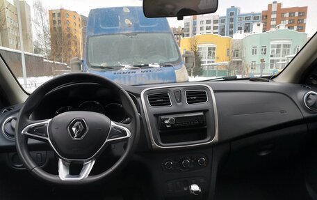 Renault Logan II, 2021 год, 895 000 рублей, 5 фотография