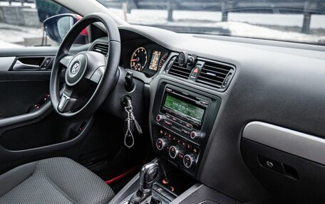 Volkswagen Jetta VI, 2012 год, 1 078 000 рублей, 23 фотография