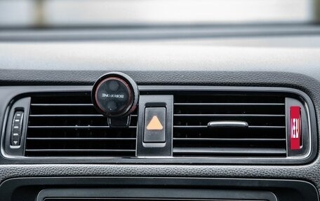 Volkswagen Jetta VI, 2012 год, 1 078 000 рублей, 30 фотография