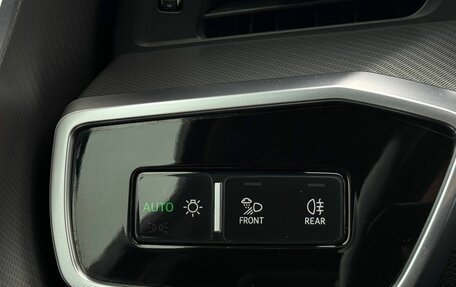 Audi A6, 2018 год, 4 219 000 рублей, 25 фотография