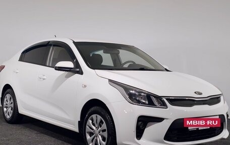 KIA Rio IV, 2018 год, 1 230 000 рублей, 3 фотография