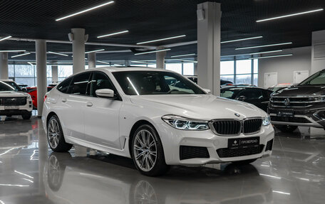 BMW 6 серия, 2019 год, 4 680 000 рублей, 2 фотография