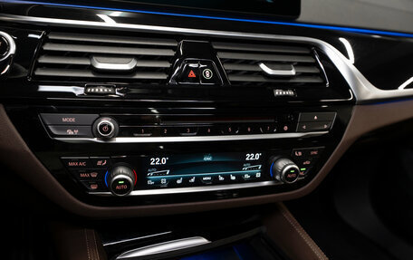 BMW 6 серия, 2019 год, 4 680 000 рублей, 21 фотография