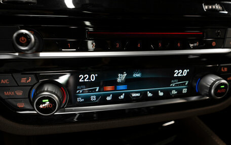 BMW 6 серия, 2019 год, 4 680 000 рублей, 22 фотография