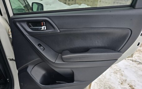 Subaru Forester, 2017 год, 1 950 000 рублей, 18 фотография