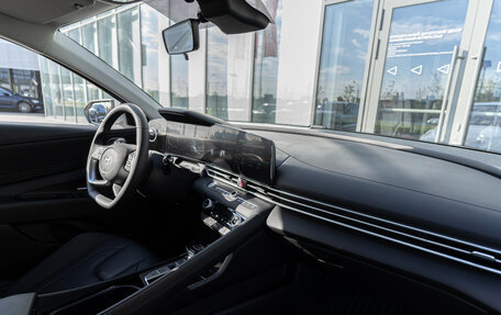 Hyundai Elantra, 2023 год, 2 351 194 рублей, 37 фотография