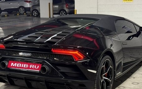 Lamborghini Huracán, 2023 год, 36 500 000 рублей, 4 фотография