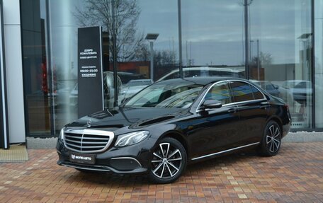 Mercedes-Benz E-Класс, 2016 год, 2 850 000 рублей, 1 фотография