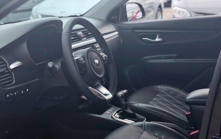 KIA Rio IV, 2018 год, 1 379 990 рублей, 8 фотография