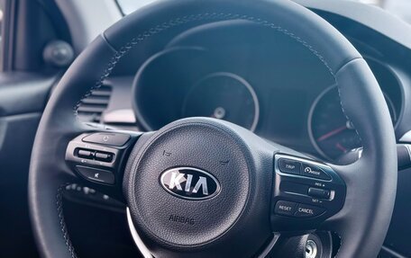 KIA Rio IV, 2018 год, 1 379 990 рублей, 15 фотография