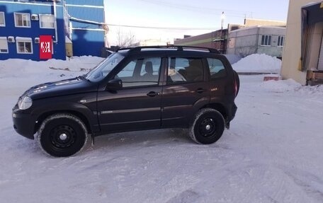 Chevrolet Niva I рестайлинг, 2015 год, 620 000 рублей, 8 фотография