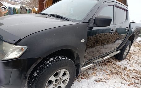 Mitsubishi L200 IV рестайлинг, 2013 год, 1 650 000 рублей, 3 фотография