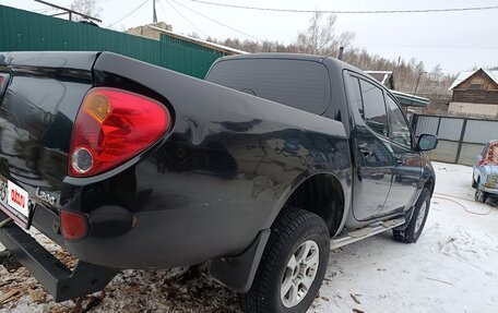 Mitsubishi L200 IV рестайлинг, 2013 год, 1 650 000 рублей, 6 фотография