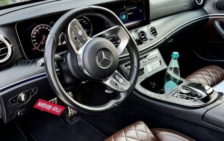 Mercedes-Benz E-Класс, 2020 год, 2 990 000 рублей, 2 фотография