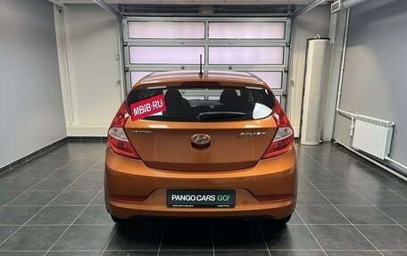 Hyundai Solaris II рестайлинг, 2015 год, 949 000 рублей, 5 фотография