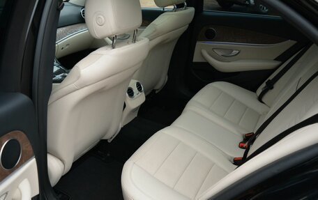 Mercedes-Benz E-Класс, 2016 год, 2 850 000 рублей, 13 фотография