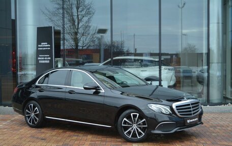 Mercedes-Benz E-Класс, 2016 год, 2 850 000 рублей, 3 фотография