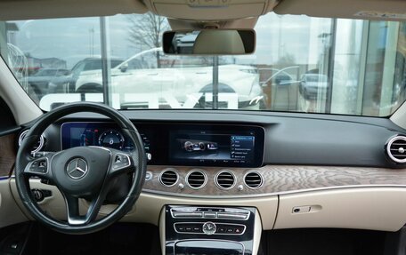 Mercedes-Benz E-Класс, 2016 год, 2 850 000 рублей, 17 фотография