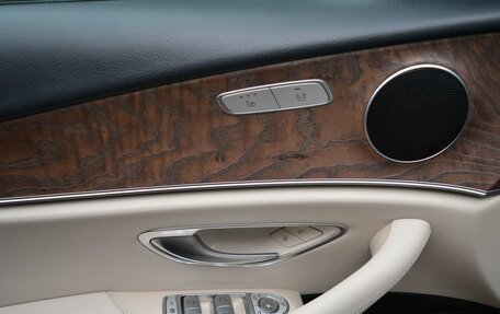 Mercedes-Benz E-Класс, 2016 год, 2 850 000 рублей, 19 фотография