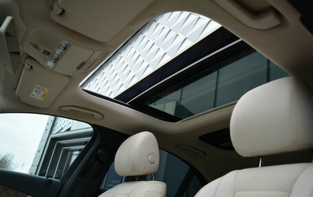 Mercedes-Benz E-Класс, 2016 год, 2 850 000 рублей, 21 фотография