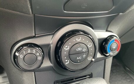 Ford Fiesta, 2016 год, 899 000 рублей, 10 фотография