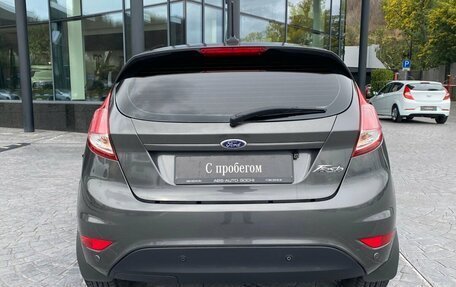 Ford Fiesta, 2016 год, 899 000 рублей, 4 фотография