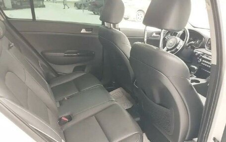 KIA Sportage IV рестайлинг, 2019 год, 2 600 000 рублей, 11 фотография