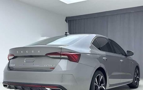 Skoda Octavia IV, 2023 год, 2 190 000 рублей, 5 фотография