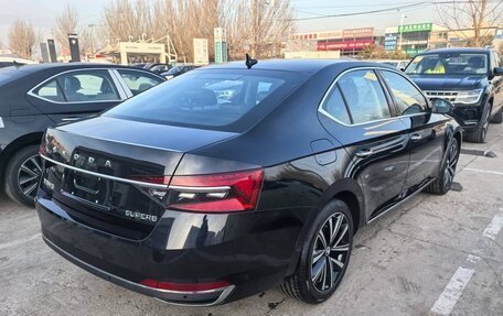 Skoda Superb III рестайлинг, 2026 год, 2 690 000 рублей, 3 фотография