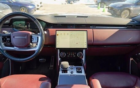 Land Rover Range Rover IV рестайлинг, 2022 год, 13 590 000 рублей, 10 фотография